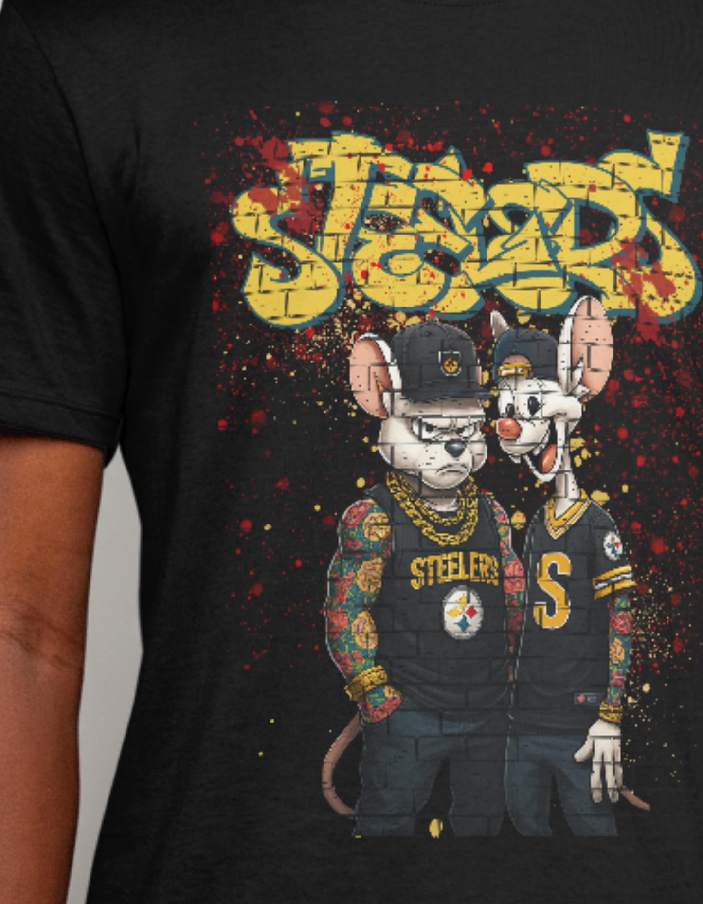 Black n yellow fan football